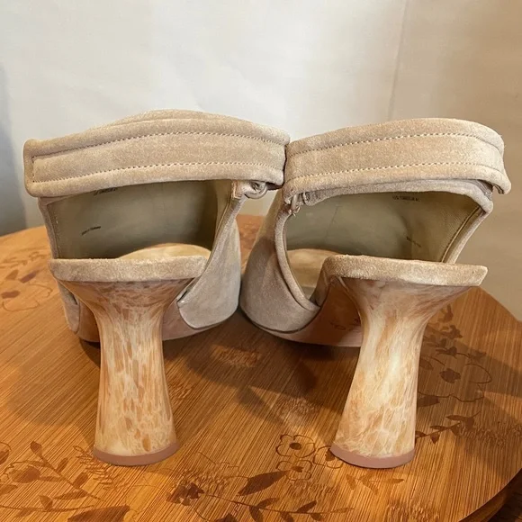 VinceQuest Suede Slingback Sandals In Dune women's size 10